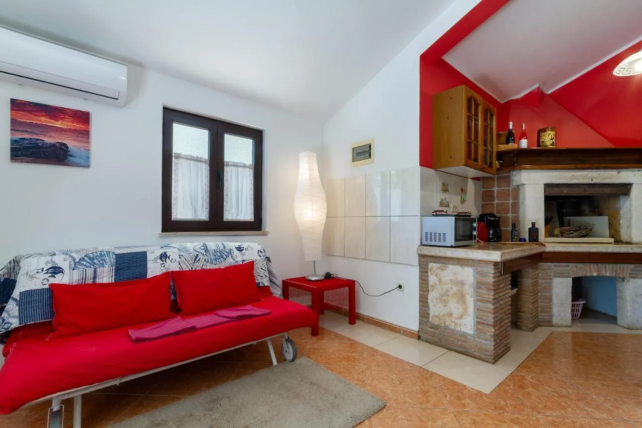 Apartment Red Romantic 2-1 Bale